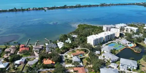 315 BAYSHORE DRIVE