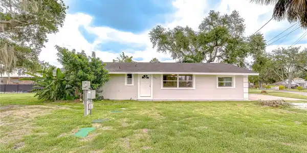 204 7TH STREET SW