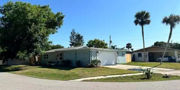 61 SEAVIEW DRIVE