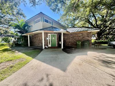6812 ARBOR OAKS DRIVE