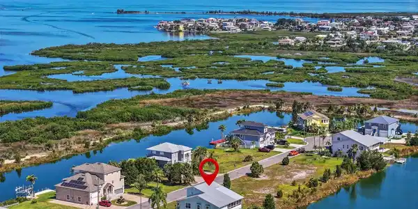 3302 TURKS CAP DRIVE