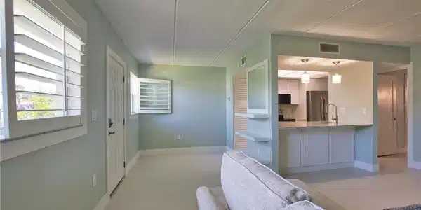Image 4 Image 4