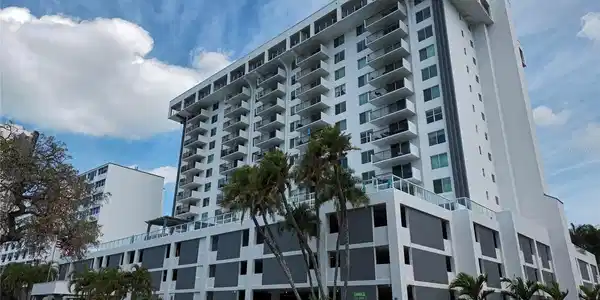 101 S GULFSTREAM AVENUE