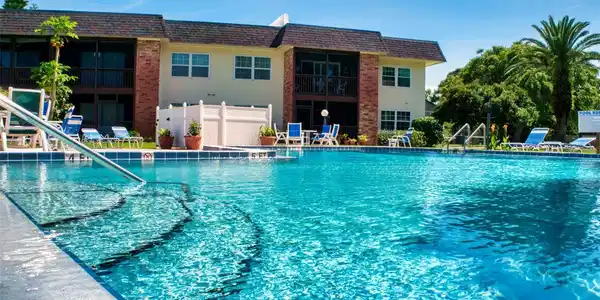 3800 SAXON DRIVE
