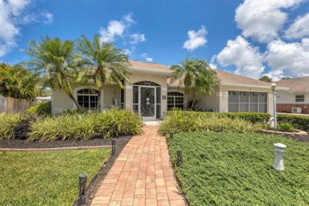 816 LEEWARD