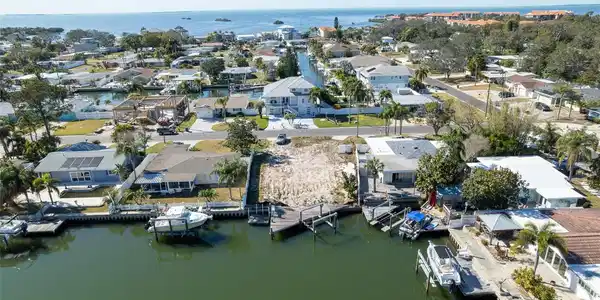 303 MORNINGSIDE DRIVE