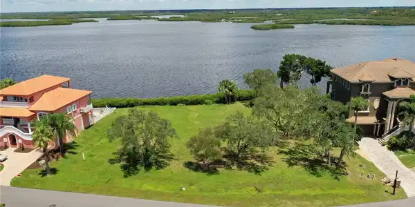 Lot 46 HARBORPOINTE