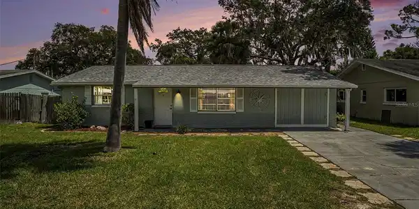 7238 DIANNE DRIVE