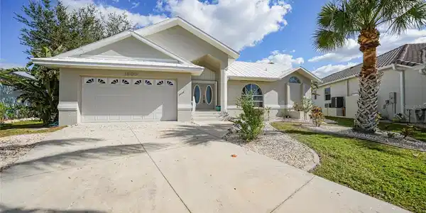 1600 REDWING COURT