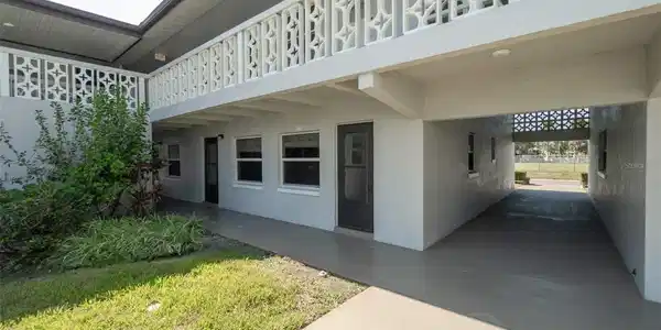 5600 N BANANA RIVER BOULEVARD