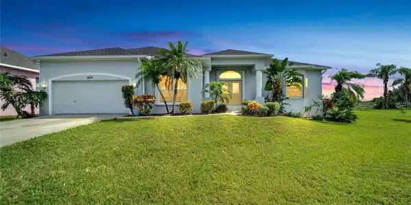 1405 BEACH CLUB LANE