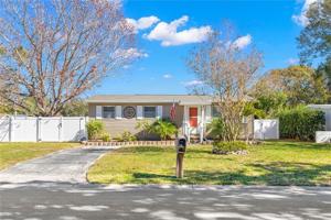 1645 SAINT CATHERINE W