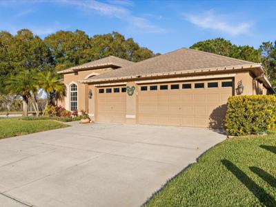 2712 RAVENDALE LANE