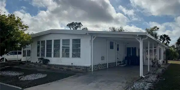 807 JOLANDA CIRCLE