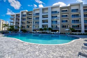 1703 TAMIAMI
