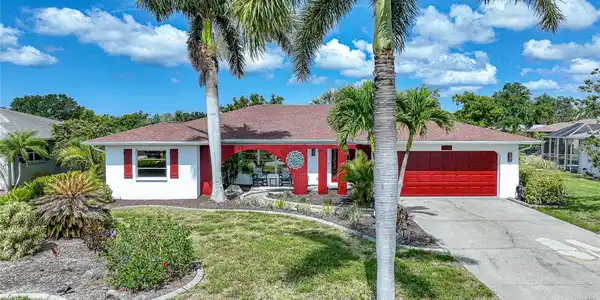 1724 CLAW COURT