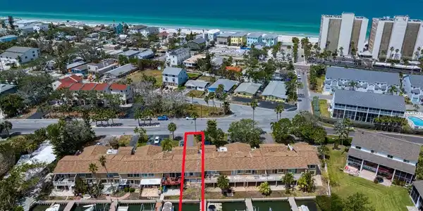 829 E GULF BOULEVARD