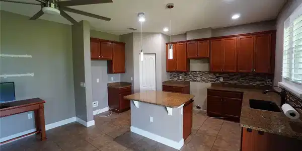 Image 4 Image 4