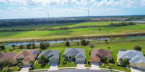 2760 SUNCOAST LAKES BOULEVARD