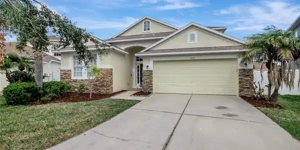 1655 BONITA BLUFF COURT