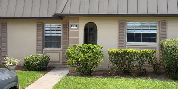 4142 HAMPTON DRIVE