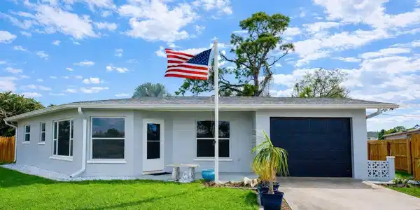 4172 TARPON ROAD