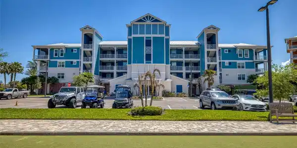 1 RIVERWALK DRIVE
