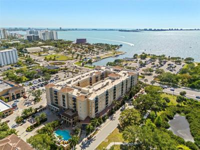 1064 N TAMIAMI TRAIL