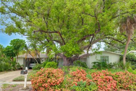 6418 COLONIAL