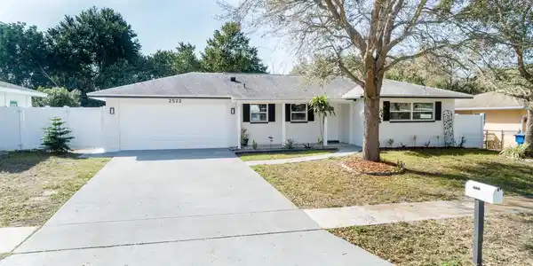 2522 10TH SW