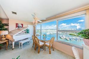 5925 SHORE S