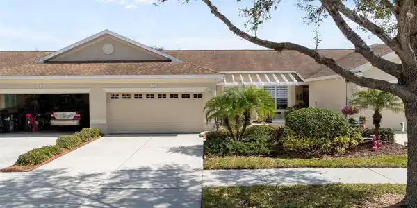 2612 PEACH CIRCLE