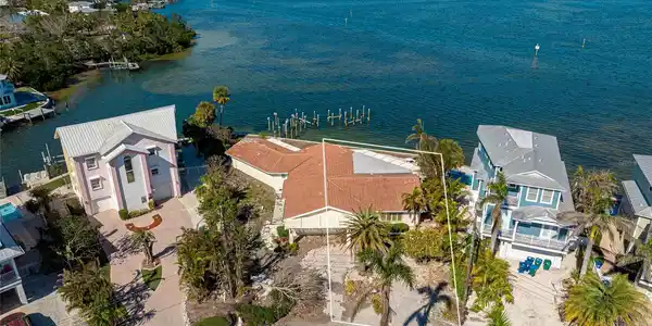 236 S HARBOR DRIVE