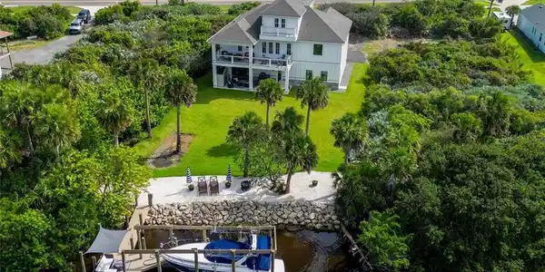 3418 N OCEAN SHORE BOULEVARD