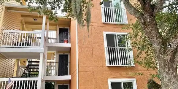 225 S TROPICAL TRAIL