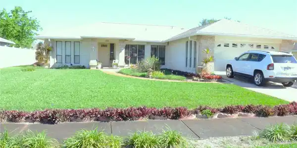 523 SPARROW DRIVE