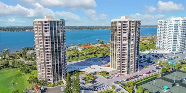 1 OCEANS WEST BOULEVARD