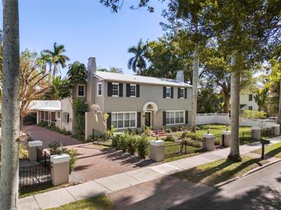319 26TH STREET W