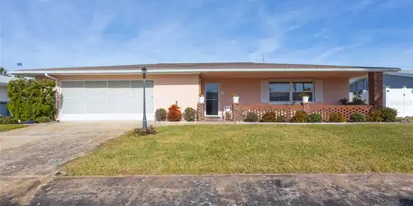 25 VALHALLA AVENUE