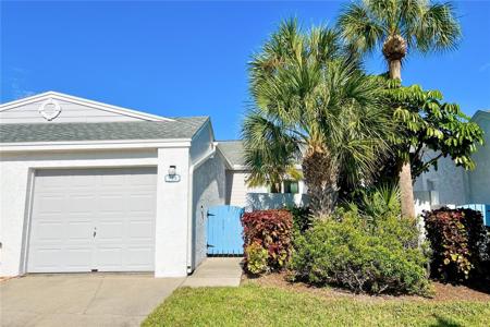 944 WATERSIDE LANE