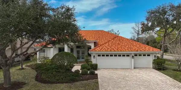 1211 LOST CREEK COURT