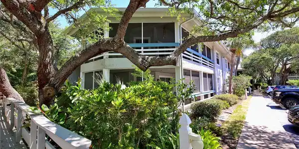 4303 SEA MIST DRIVE