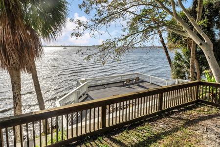 225 S TROPICAL TRAIL