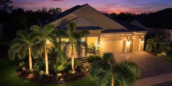 708 MANNS HARBOR DRIVE