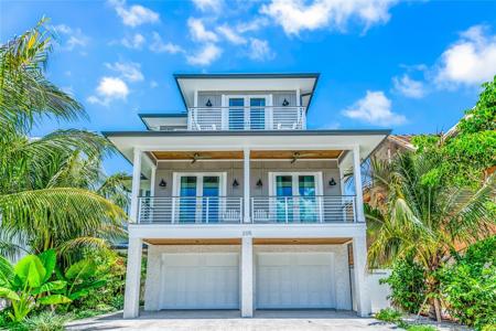 205 GRANT DRIVE