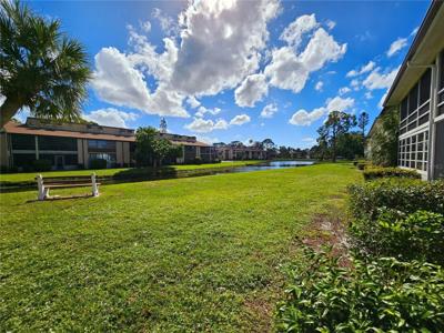 2 QUAILS RUN BOULEVARD