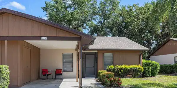 1718 CURRY TRAIL