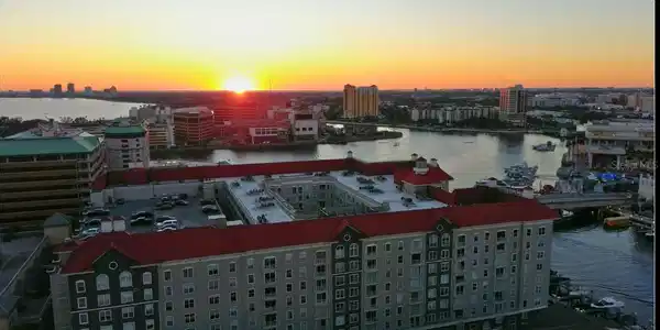 700 S HARBOUR ISLAND BOULEVARD