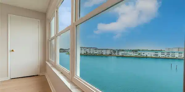 Image 4 Image 4