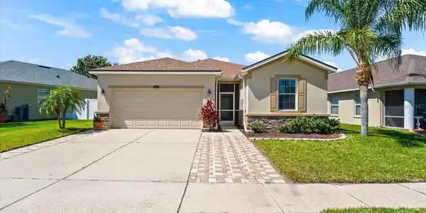 1717 BONITA BLUFF COURT